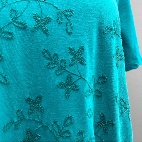 LOGO by Lori Goldstein Embroidered Top with Eyelet Hem - Picture 5 of 12